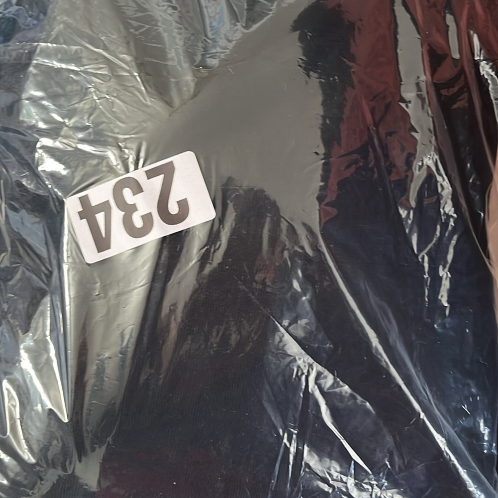 New Frank & Eileen ISABELLE
Funnel Neck DressTRIPLE FLEECE Black - Picture 17 of 17